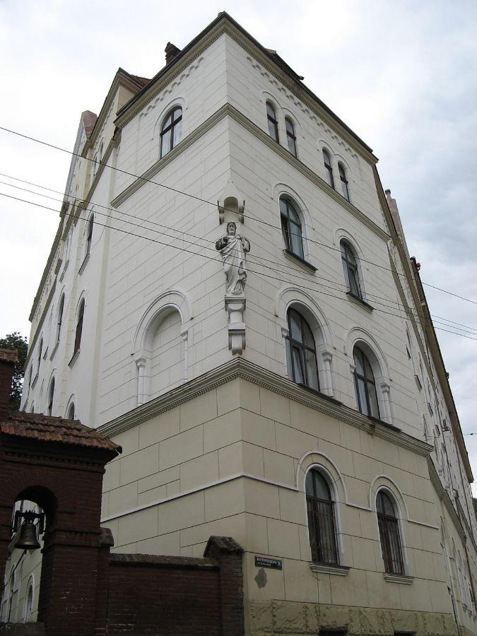 Вул Краківська 34 Не Далеко Від Ж Д Вокзалу Звітні Документи Appartement Lviv Buitenkant foto